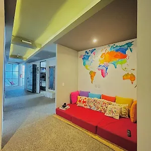  Hostal Muertos México